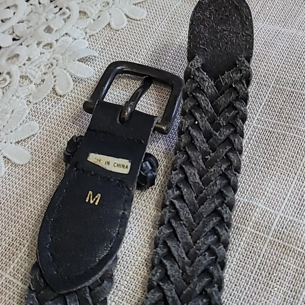 Boys black Belt in very good‎ condition casual utility accesories Size M
